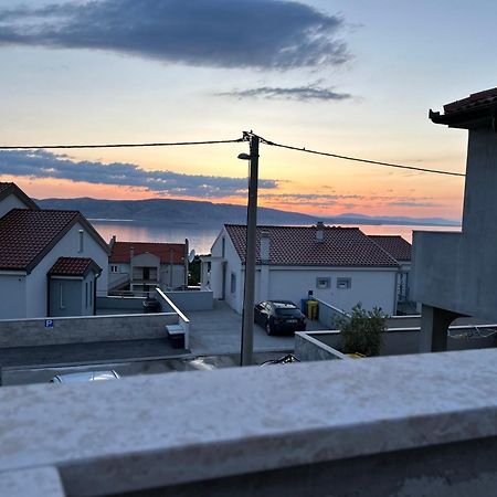 Apartment Mirakul 塞尼 外观 照片
