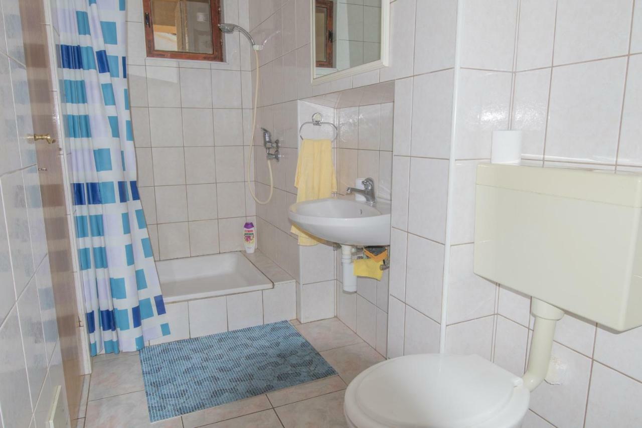 Apartment Mirakul 塞尼 外观 照片