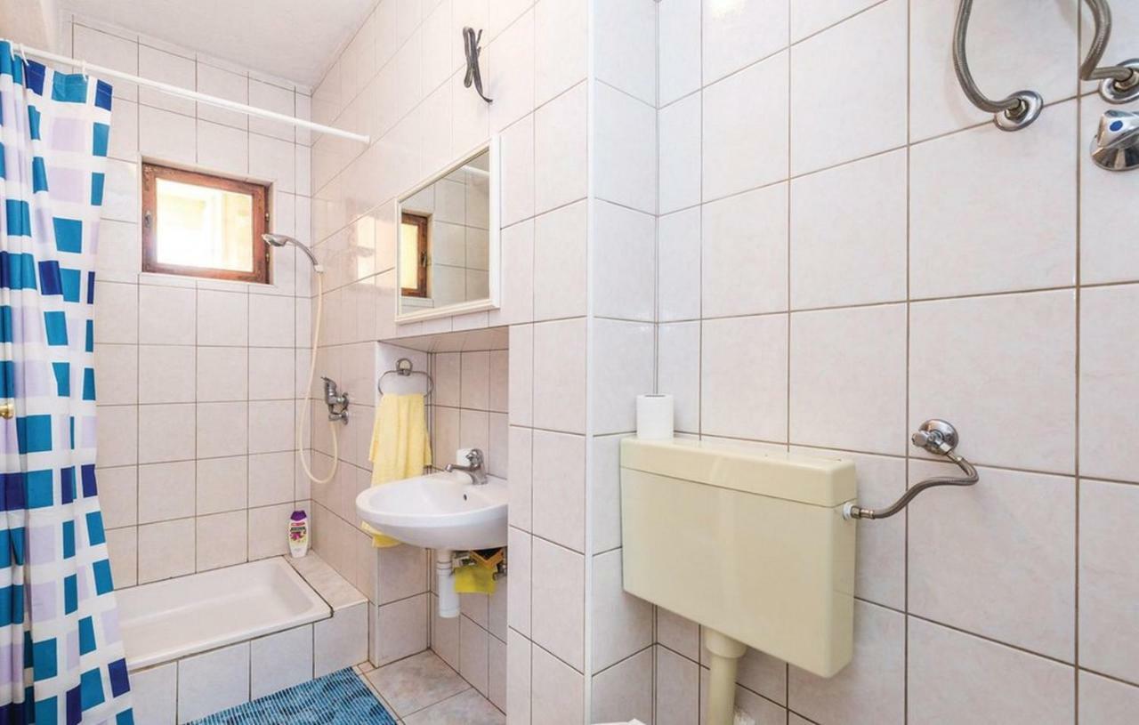 Apartment Mirakul 塞尼 外观 照片