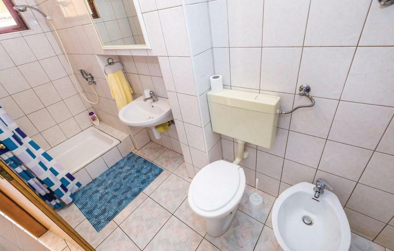 Apartment Mirakul 塞尼 外观 照片